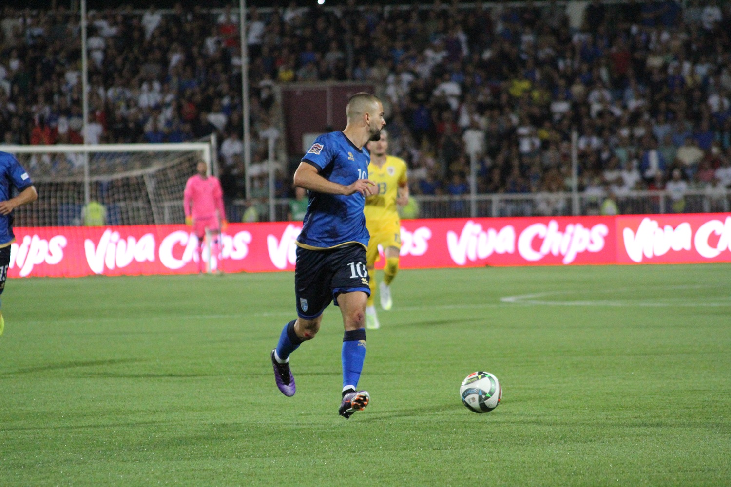 Edon Zhegrova @ Kosova vs. Romania