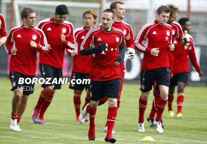 Bayern hap Bundesligën sonte