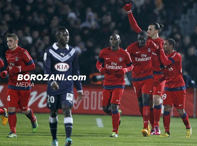 Ibra kthen Parisin në krye