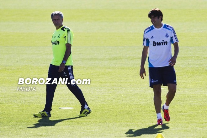 Kaka mbetet i Realit