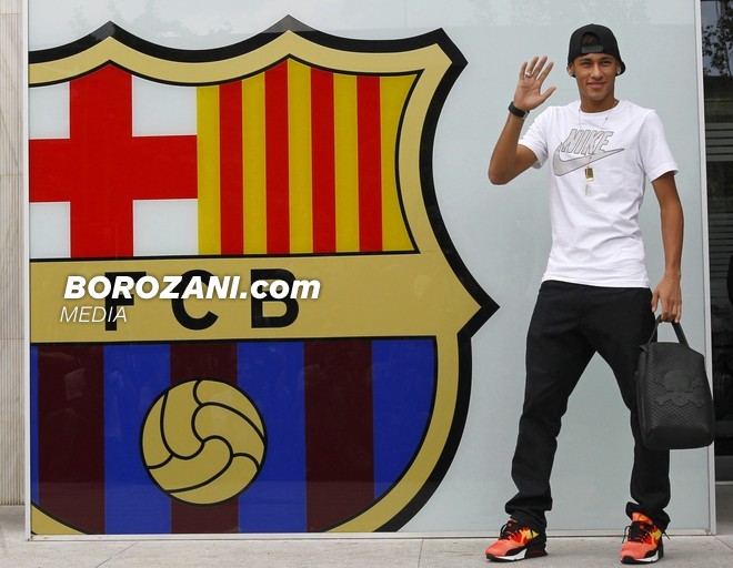 Numri i Neymar, me megafon!