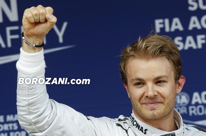 Rosberg nënshkruan