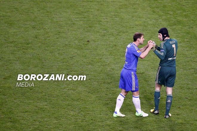 Cech, në klubin 100