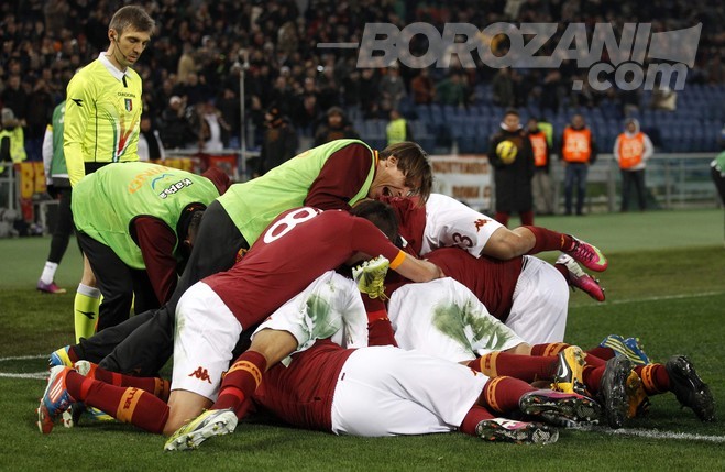Roma shkelë kundërshtarët