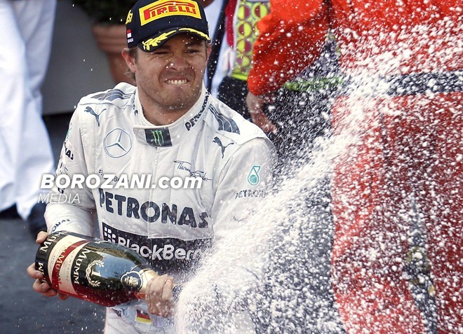 Rosberg fiton përsëri