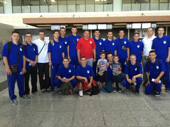 U-16 niset për në SHBA