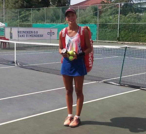 Vesa Gjinaj në xhiron e dytë të turneut “Tirana Open J5”