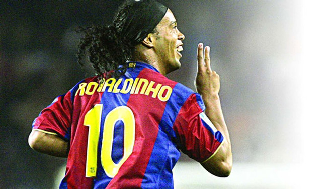 Ronaldinho tregon vitin e pensionimit