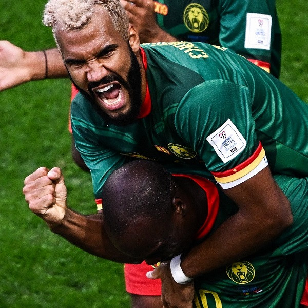 Kameruni lufton për të mbetur në garë