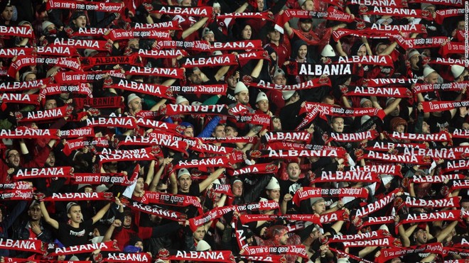 Në këtë stadium luhet miqësorja Shqipëri-Katar…