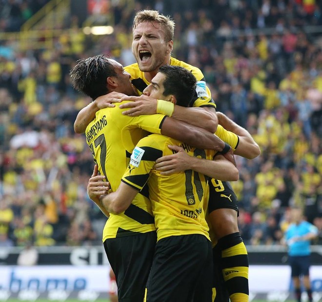 Dortmundi fiton me përmbysje