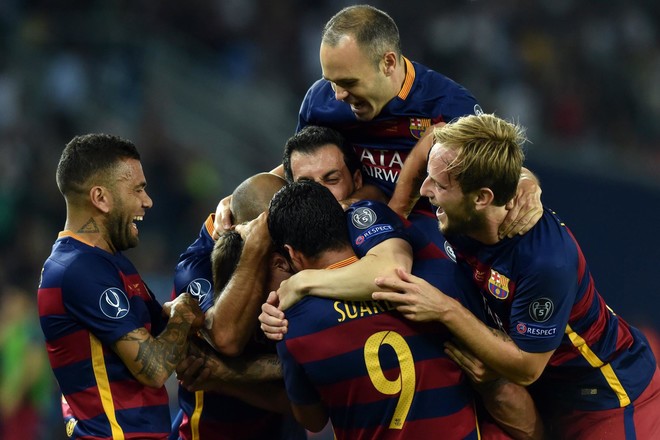 Superfinale me goleadë, Barça ngrit Superkupën