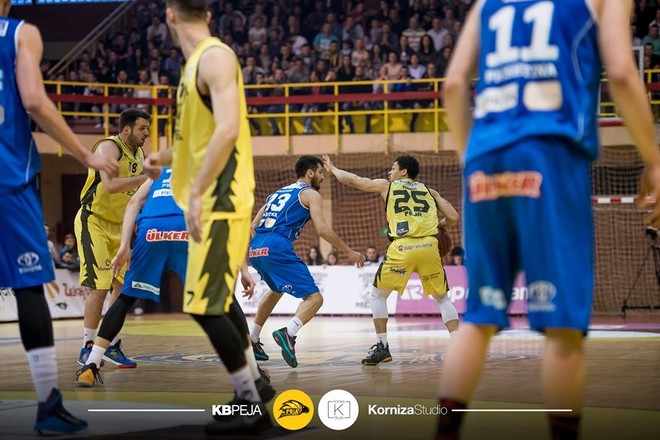 Finalja vazhdon në Prishtinë Finalja vazhdon në Prishtinë
