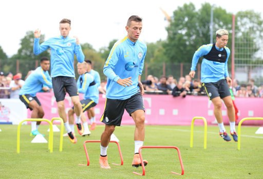 Bersant Celina, më i miri i stinorit te City EDS