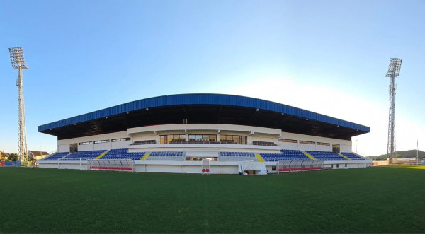 Stadiumi i Deçiqit licensohet nga UEFA