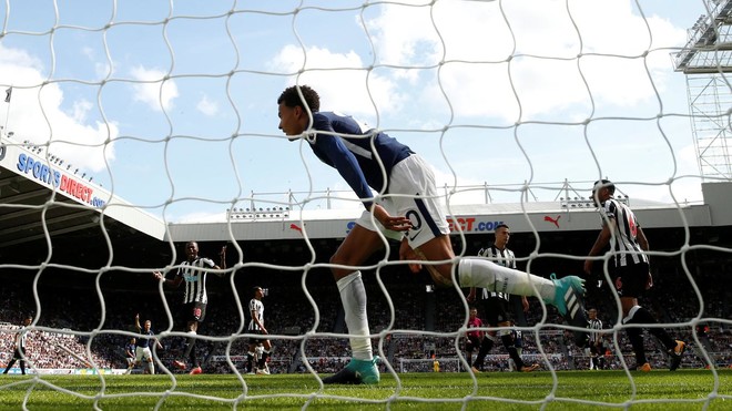 Spurs i uron rikthimin  Newcastle’it me 2 gola