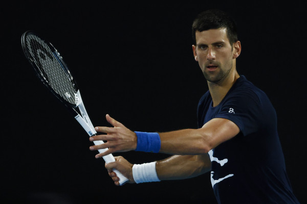 Australia anulon vizën e Djokovicit