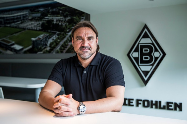 Daniel Farke zyrtarizohet te Borussia M.