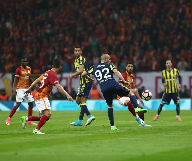 Zgjidhet në minutën e 90, Fenerbahçe mposht Galatasarayin
