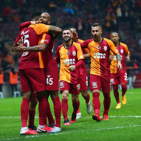 Galatasaray kalon lehtë kundërshtarin