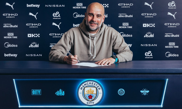 Pep Guardiola vazhdon me Manchester Cityn