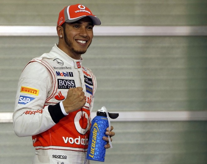 Hamilton në Pole Position