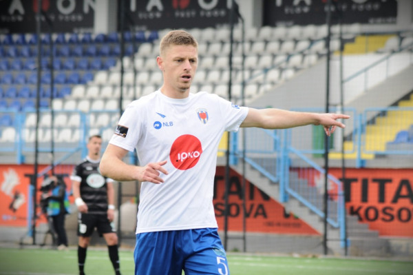 Drilon Islami prezantohet te CFR Cluj