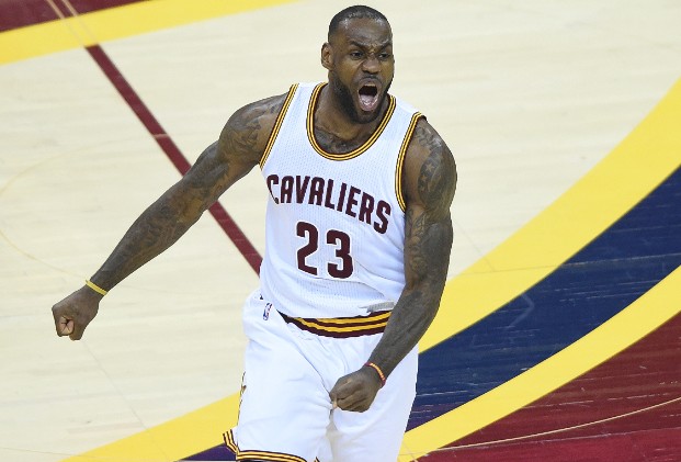 LeBron e Irving kthejnë shpresën te Cavs