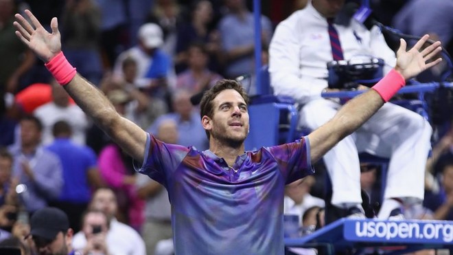 Del Potro befason Federerin, kalon në gjysmëfinale