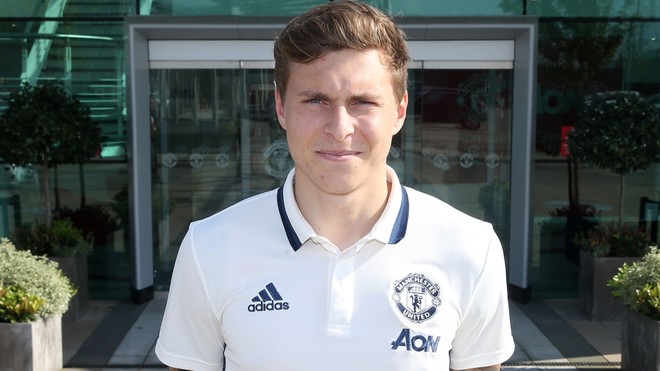 Lindelof flet për herë të parë si lojtar i United