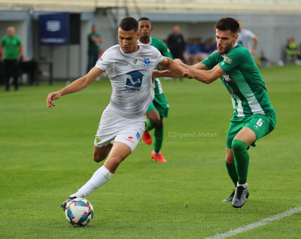 4 gola në Podujevë, pikët ndahen
