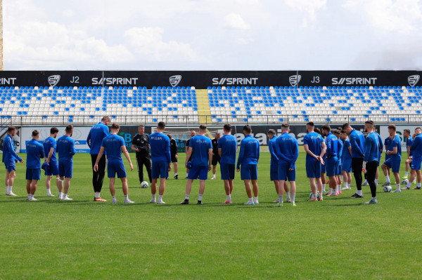 Llapi ndanë rrugët me 11 lojtarë
