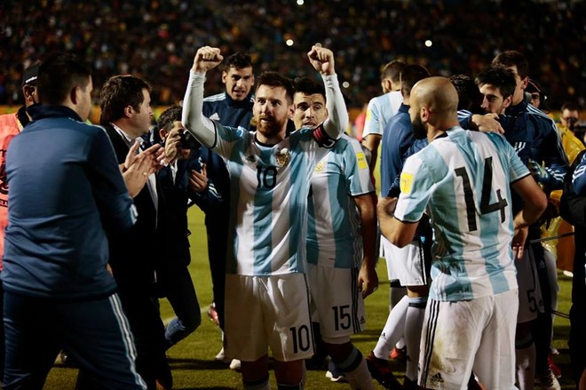 Pa oksigjen por me Messin, Argjentina arrin Botërorin