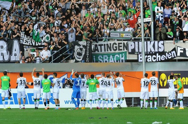 M’gladbach me Xhakën luftojnë për Champions