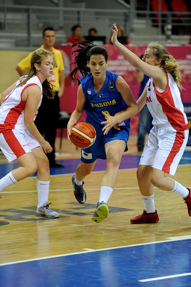 Vajzat U-18 demolojnë Uellsin