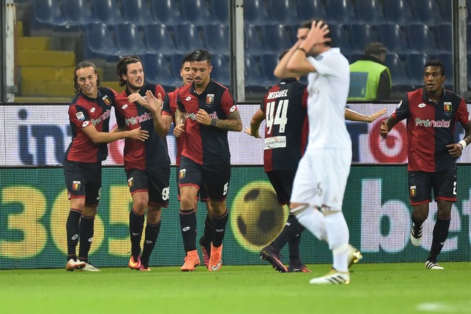 Genoa shuan euforinë e Milanit