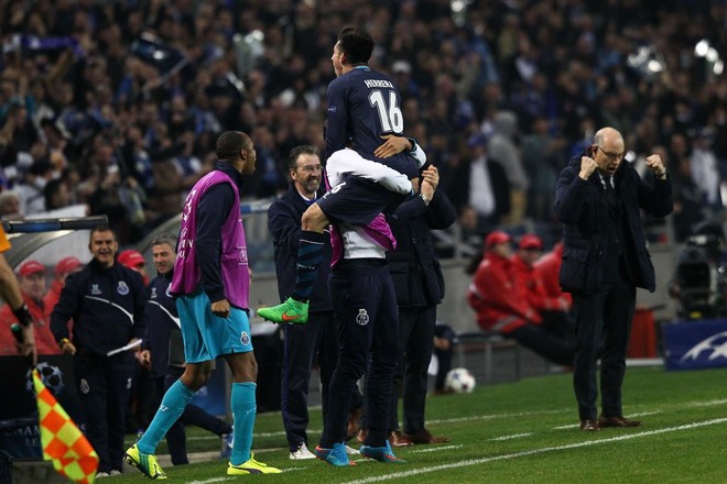 Porto, lehtë në çerekfinale