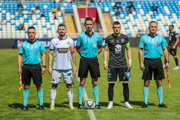 Prishtina kërkesë FFK-së: “Bejtullahu i padëshiruar” Prishtina kërkesë FFK-së: “Bejtullahu i padëshiruar”