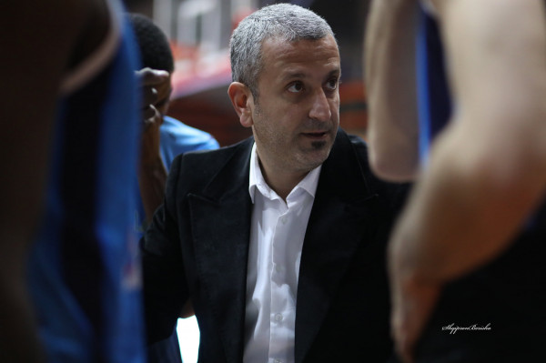 Rahoveci ndahet me trajnerin Serhat Sehit