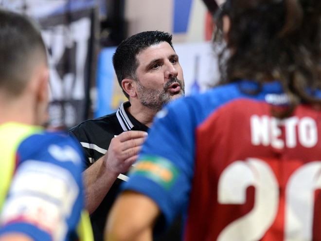 Feniksi debuton sot në UEFA Futsal Cup