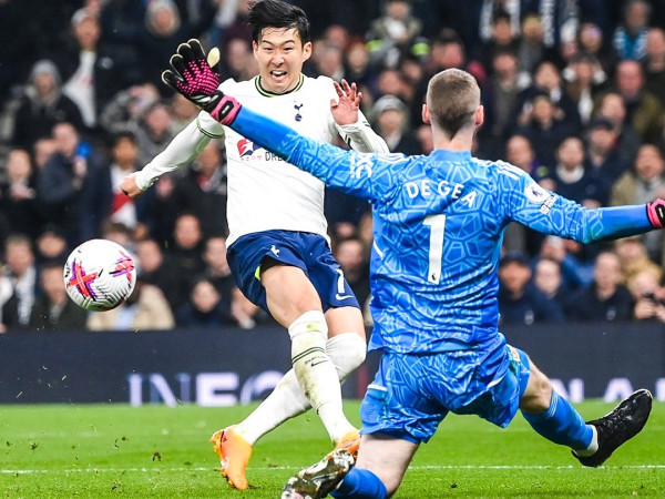 Tottenham lufton dhe nxjerr barazim duke shkrirë epërsinë e Unitedit
