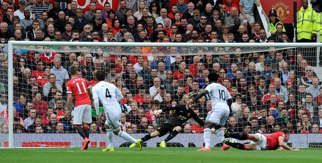 Swansea befason Van Gaalin