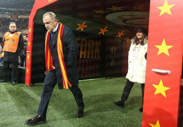 Fatih Terim largohet nga Galatasaray