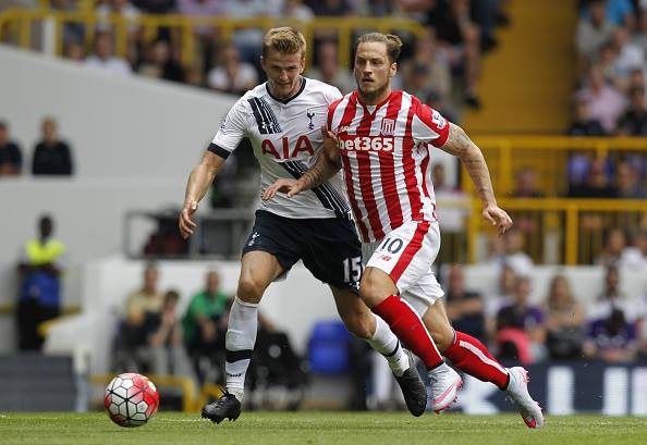 Stoke shfrytëzon rehatinë e Spurs