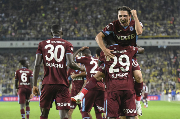 Trabzonspor fiton jashtë, e largon Fenerbahçen nga kreu