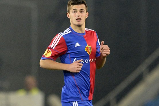 Albian Ajeti shkëlqen për Baselin
