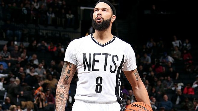 D-Will afër Dallasit