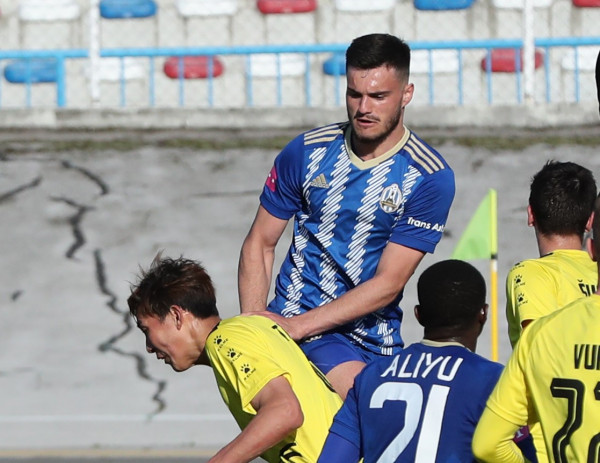 Hajdin Salihu nga Kosova kalon te Shqipëria Hajdin Salihu nga Kosova kalon te Shqipëria