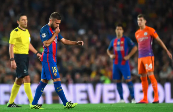 Barcelona kërkon një mbrojtës të majtë, ka tre emra në listë Barcelona kërkon një mbrojtës të majtë, ka tre emra në listë