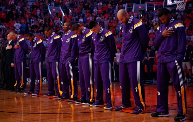 Lakers, nuk këndellet